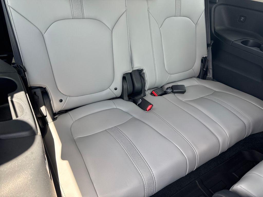 used 2025 Honda Pilot car, priced at $44,497