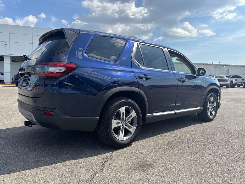 used 2025 Honda Pilot car, priced at $44,497