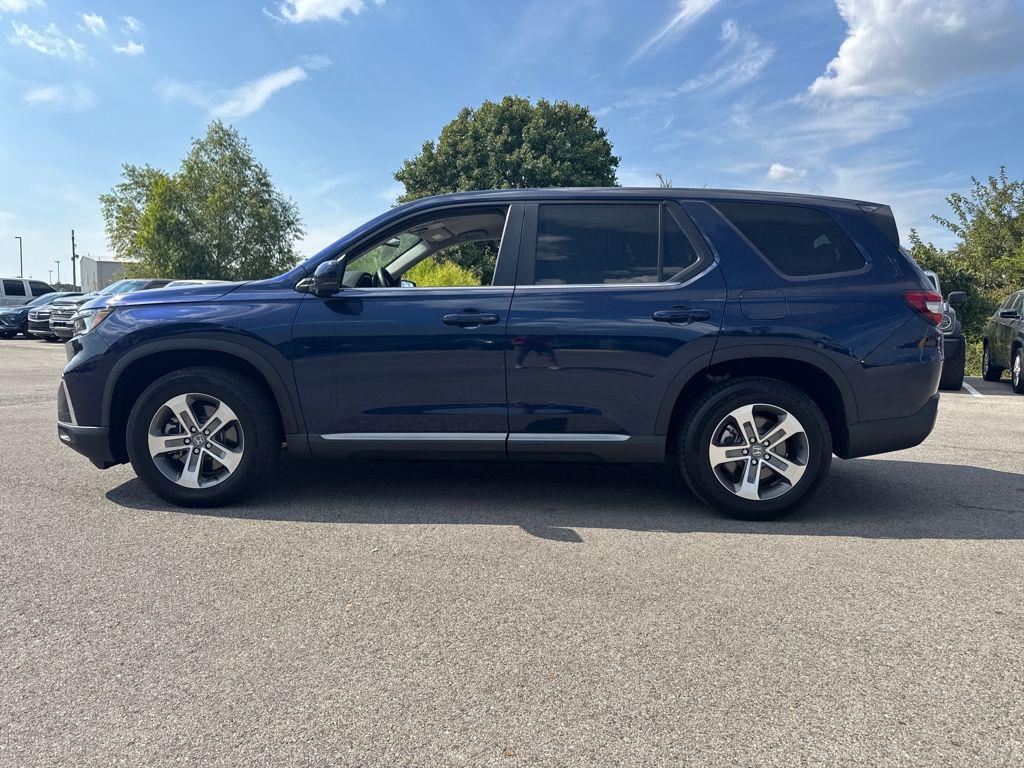 used 2025 Honda Pilot car, priced at $44,497