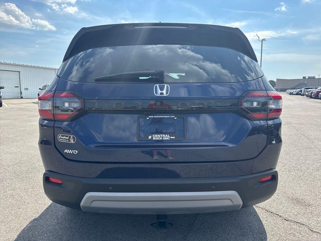 used 2025 Honda Pilot car, priced at $44,497