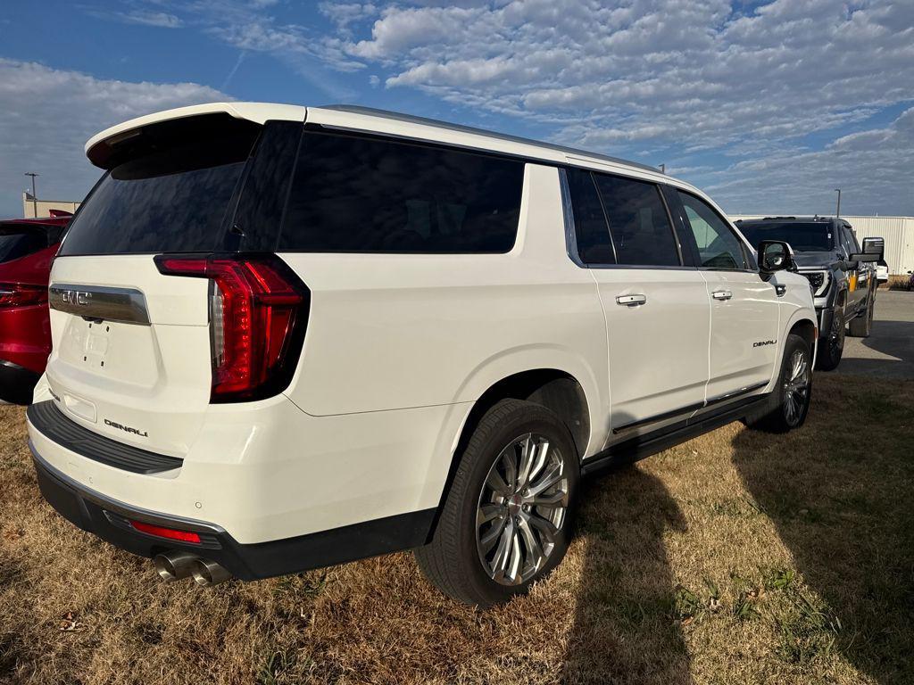 used 2022 GMC Yukon XL car, priced at $51,997