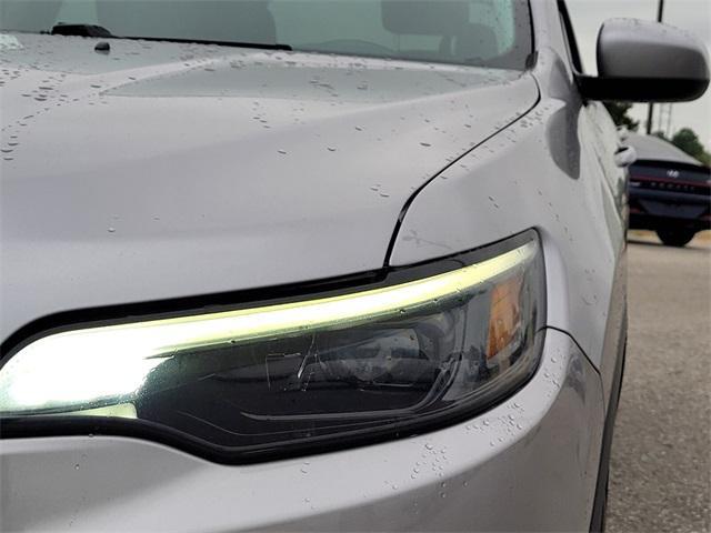 used 2020 Jeep Cherokee car, priced at $16,997