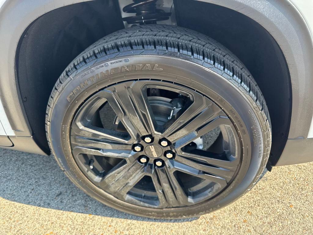 new 2026 GMC Acadia car, priced at $50,600