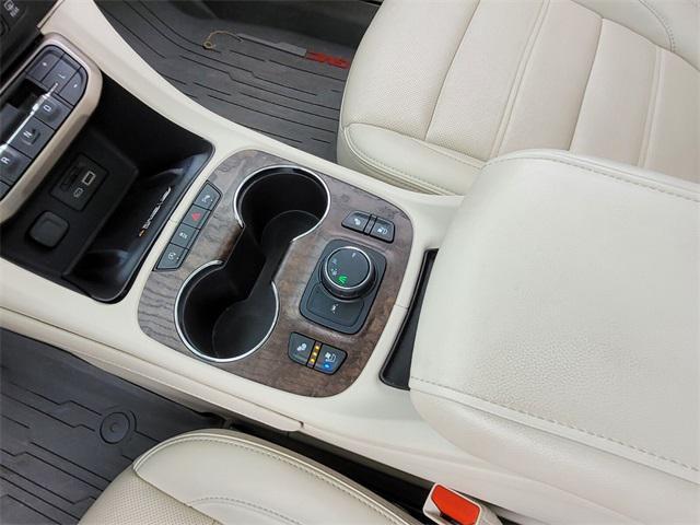 used 2022 GMC Acadia car, priced at $33,694