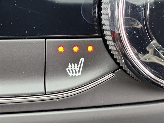 new 2025 Buick Envista car
