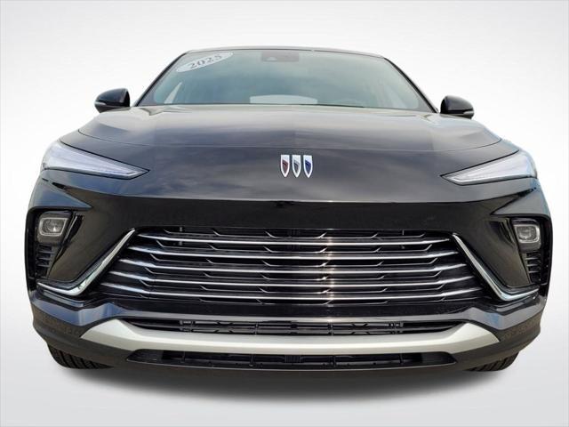 new 2025 Buick Envista car