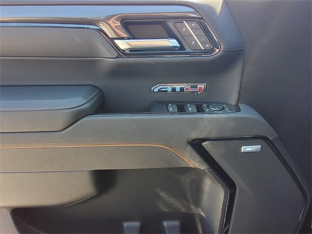new 2025 GMC Sierra 1500 car, priced at $71,905