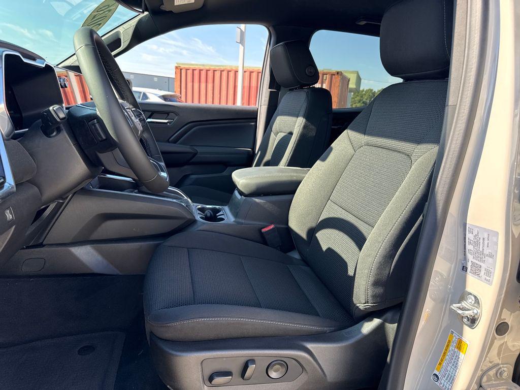 new 2026 GMC Canyon car, priced at $42,307