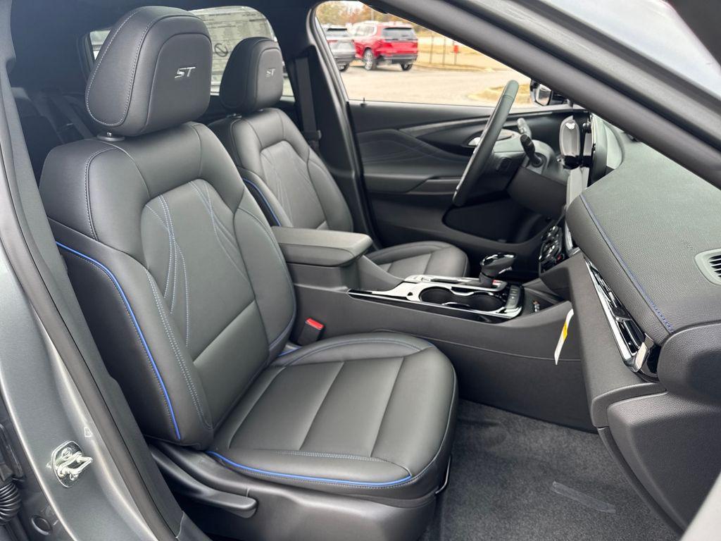 new 2026 Buick Envista car, priced at $30,776