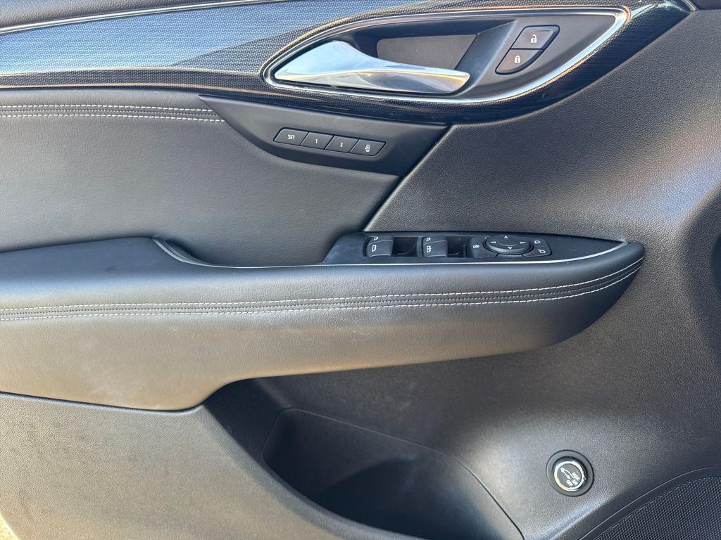 used 2022 Buick Envision car, priced at $25,997