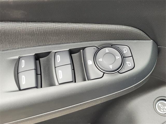 new 2025 Buick Envista car, priced at $31,625