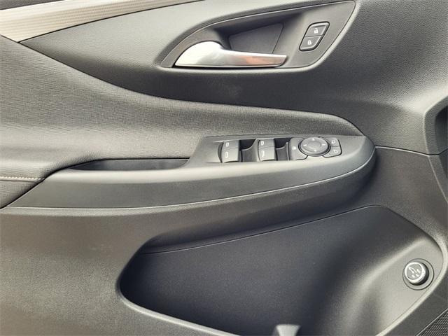 new 2025 Buick Envista car, priced at $31,625