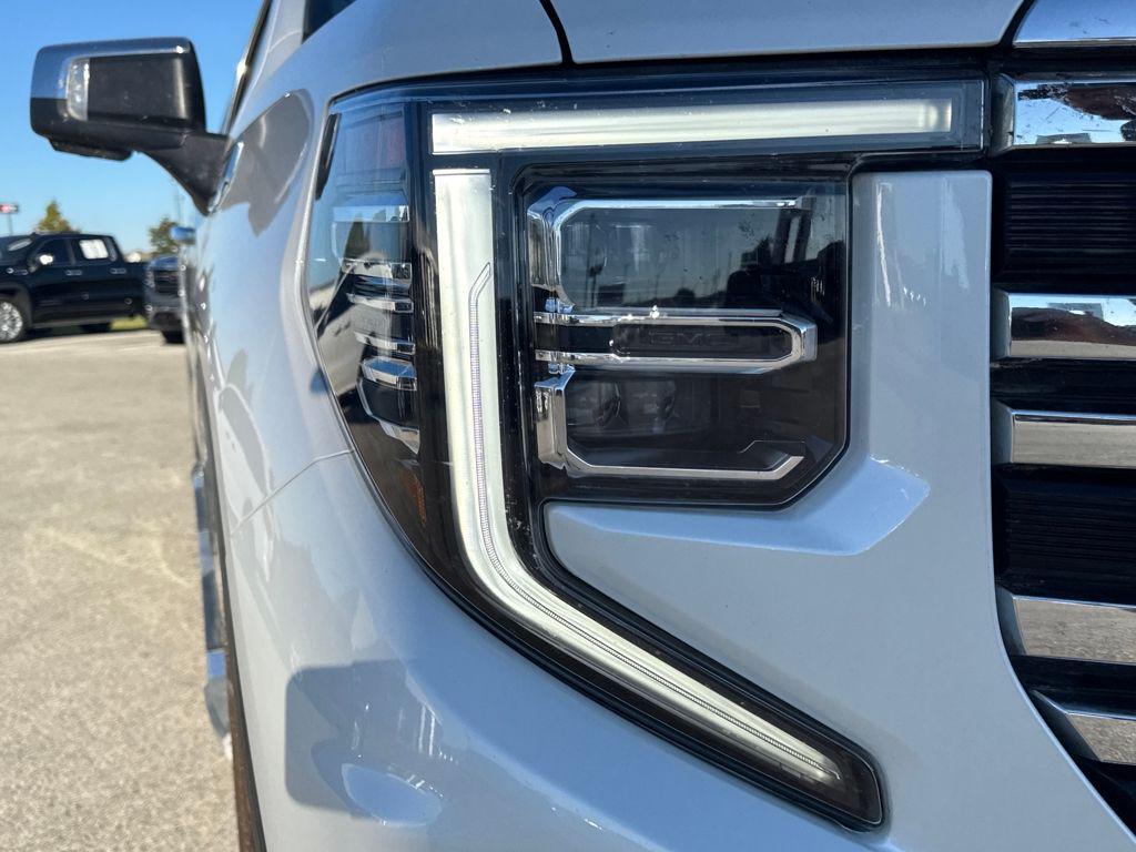used 2024 GMC Sierra 1500 car, priced at $47,997