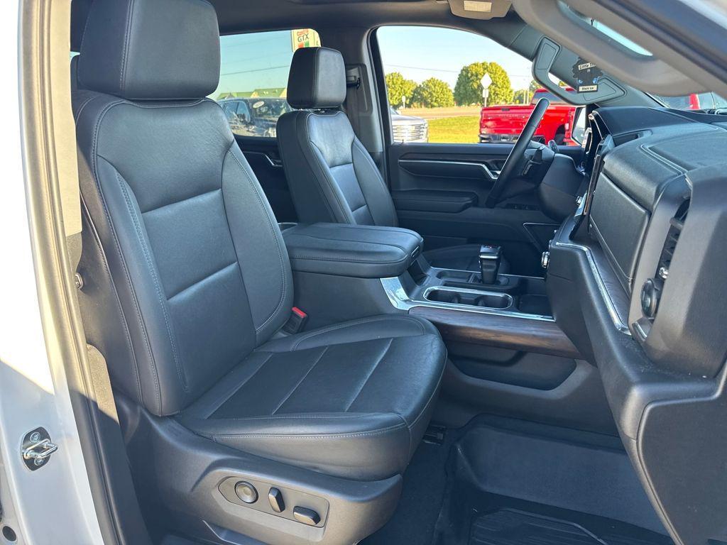used 2024 GMC Sierra 1500 car, priced at $47,997