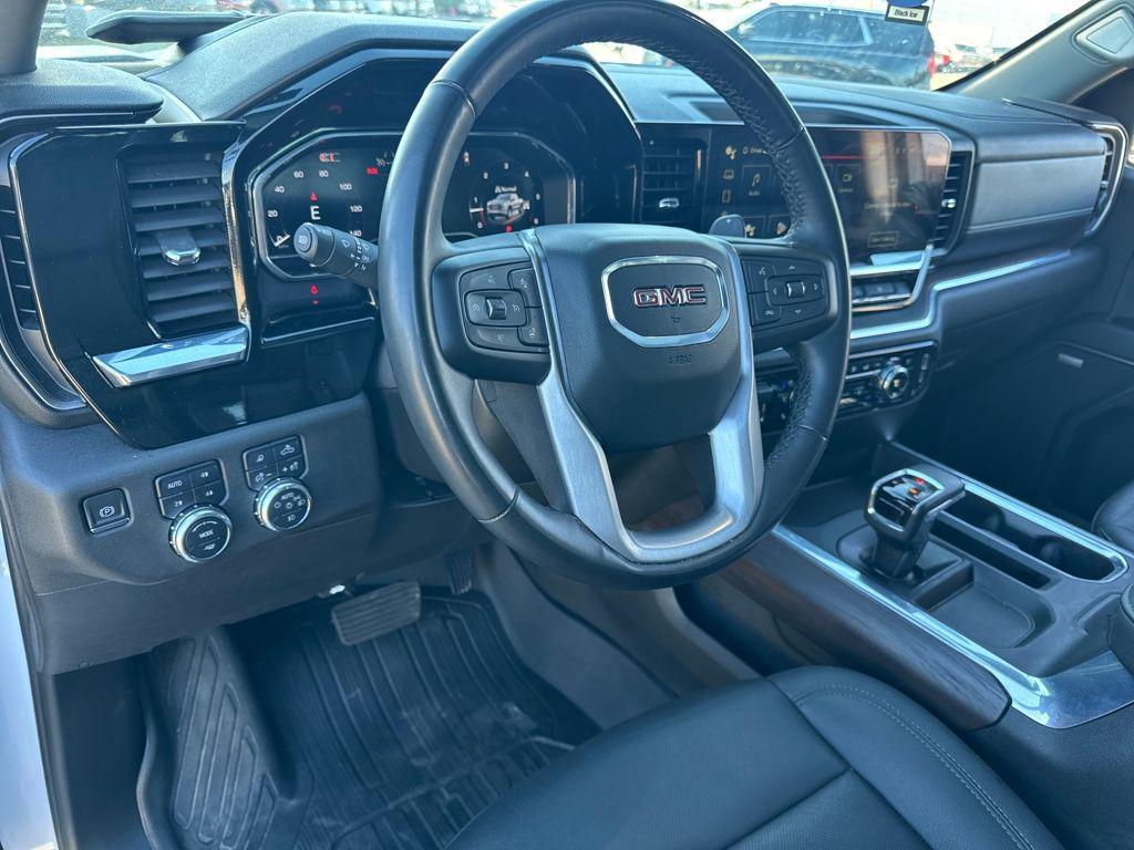 used 2024 GMC Sierra 1500 car, priced at $47,997