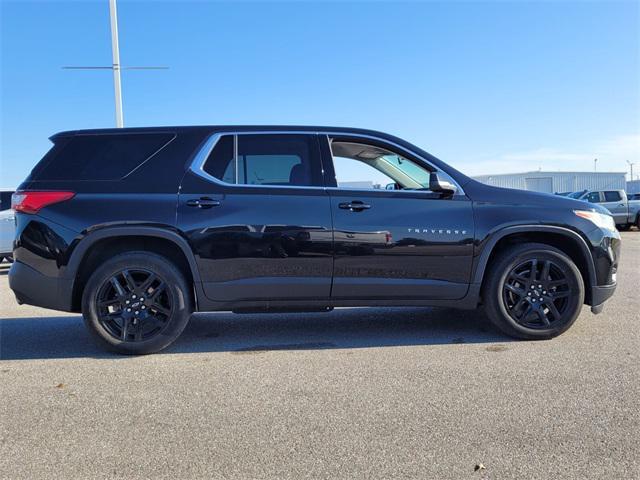 used 2021 Chevrolet Traverse car, priced at $22,497