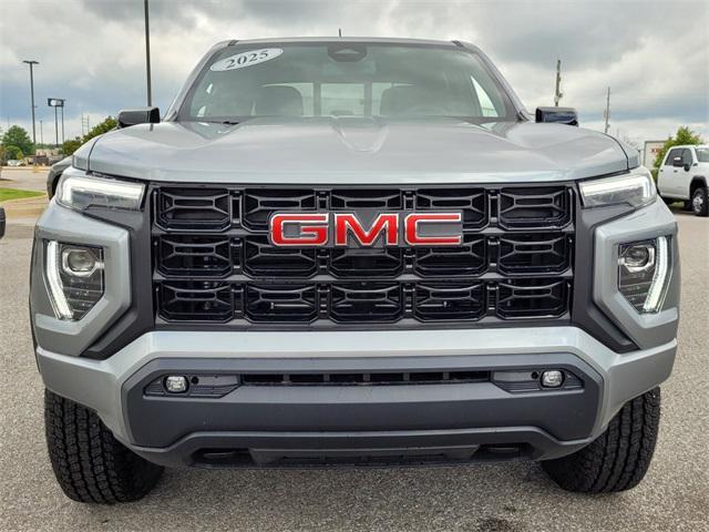 new 2025 GMC Canyon car, priced at $43,090