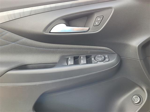 new 2025 Buick Envista car, priced at $30,755