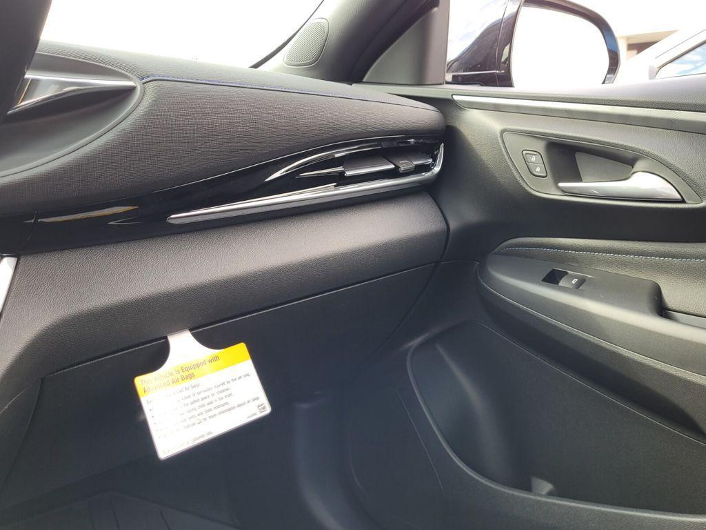new 2025 Buick Envista car, priced at $29,530