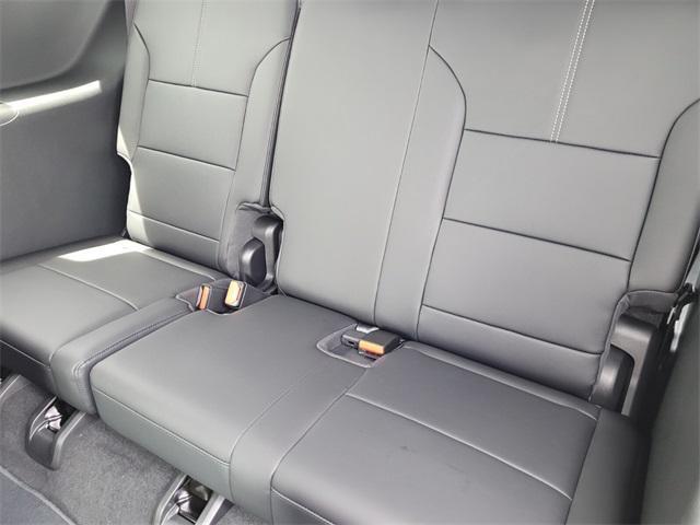 new 2025 GMC Acadia car, priced at $49,370