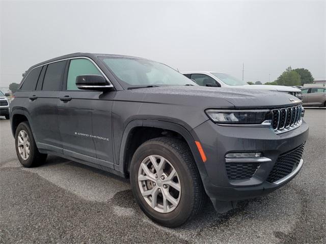 used 2022 Jeep Grand Cherokee car, priced at $32,997