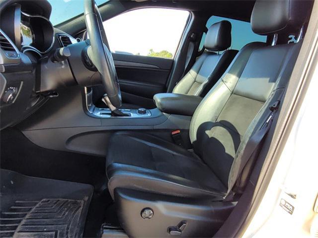 used 2022 Jeep Grand Cherokee car, priced at $28,997