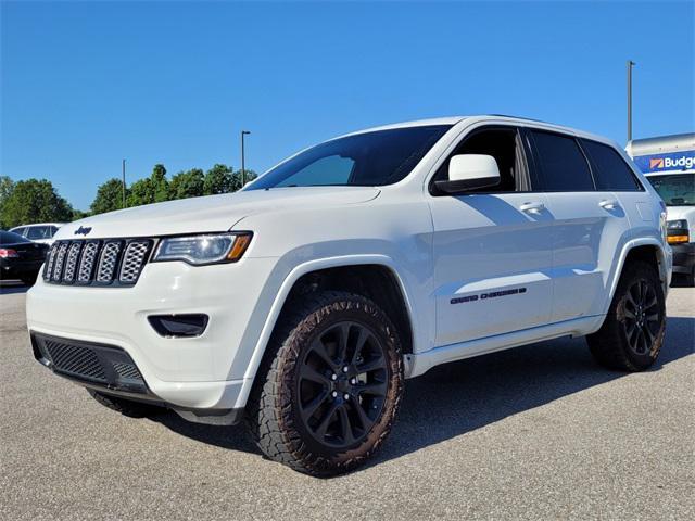 used 2022 Jeep Grand Cherokee car, priced at $28,997