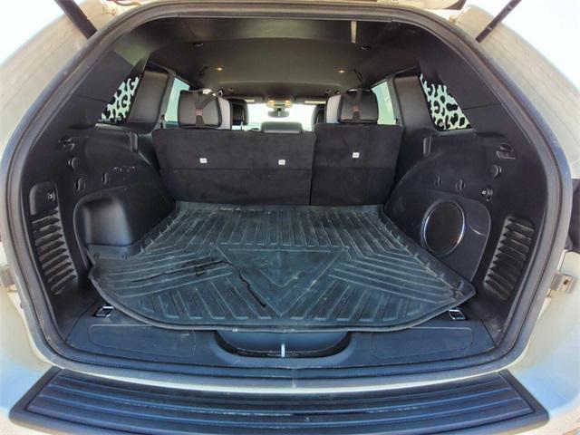 used 2022 Jeep Grand Cherokee car, priced at $28,997