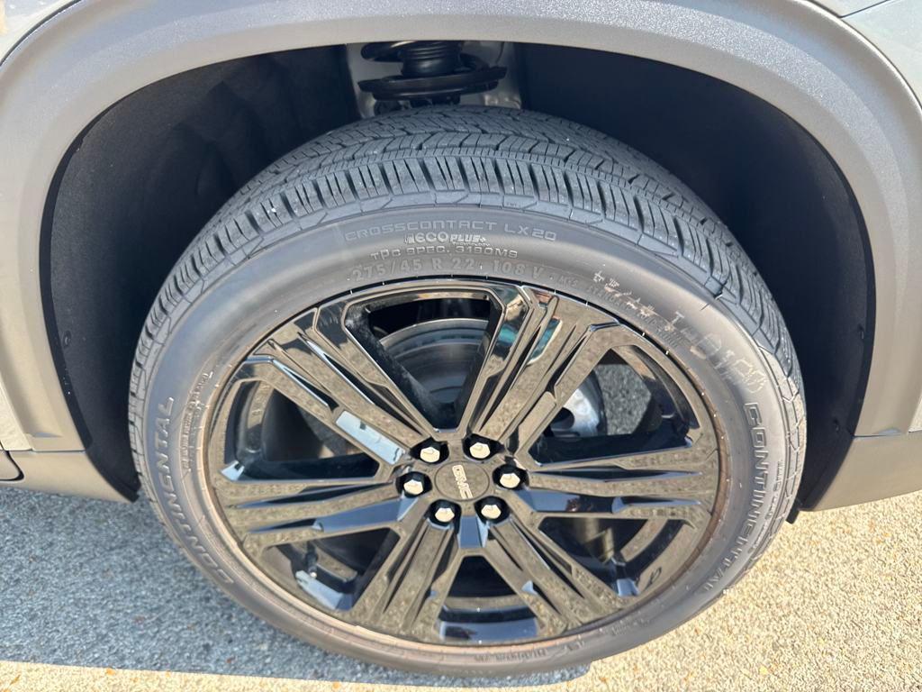 new 2026 GMC Acadia car, priced at $51,080