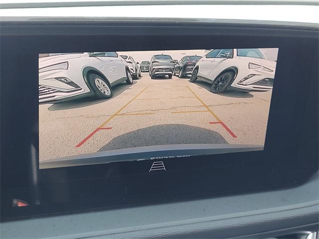 new 2025 Buick Envista car