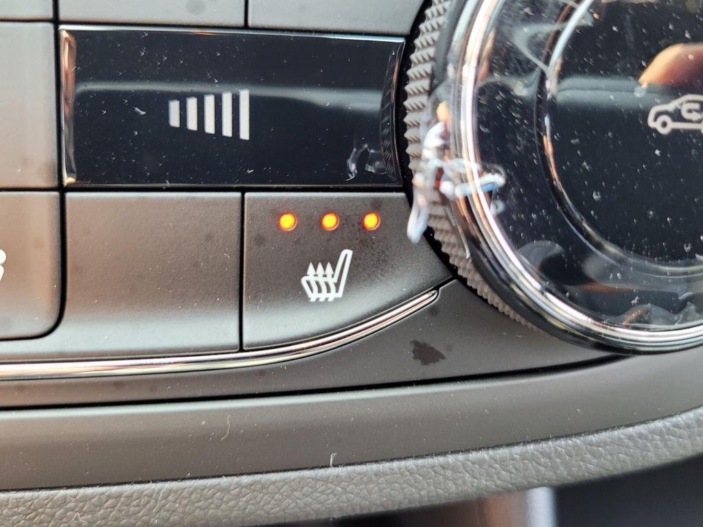 new 2025 Buick Envista car, priced at $25,865
