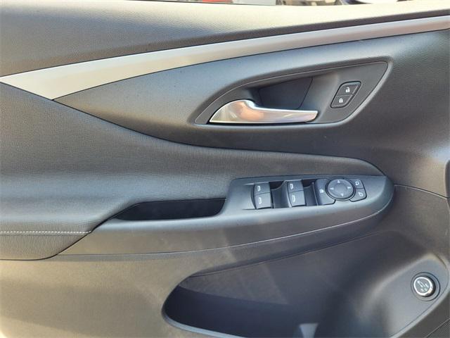 new 2025 Buick Envista car