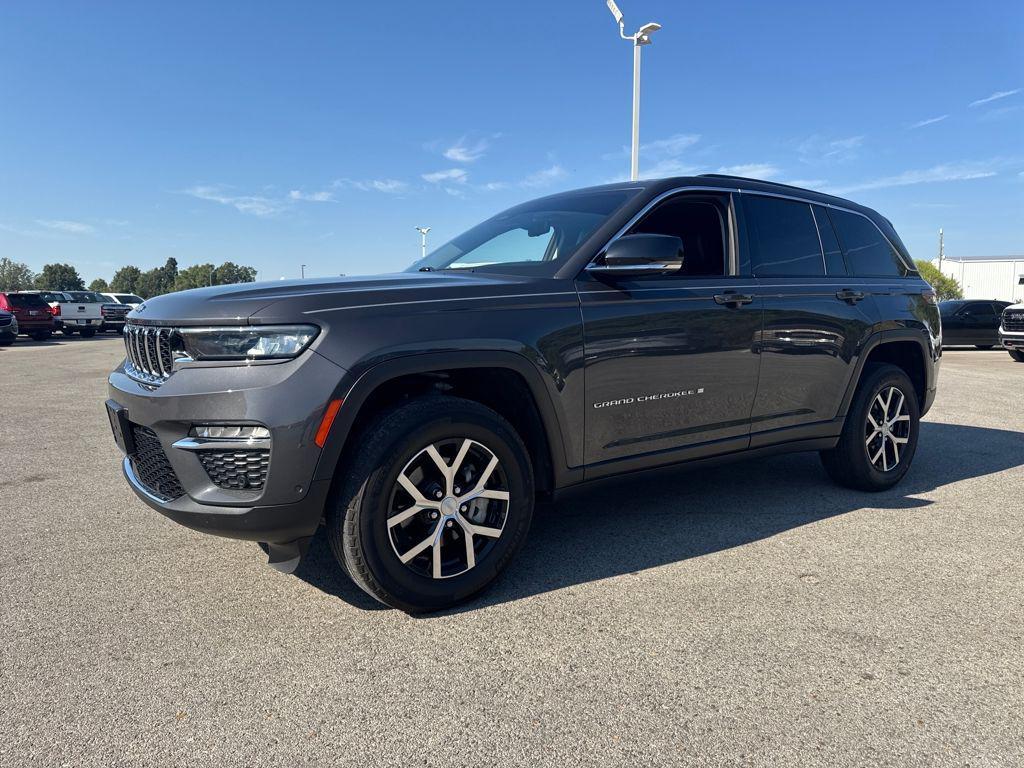 used 2023 Jeep Grand Cherokee car, priced at $31,997