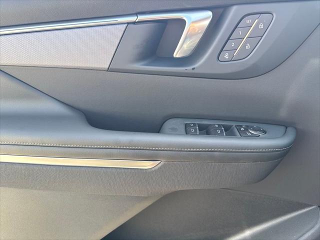 new 2025 Buick Enclave car, priced at $55,530