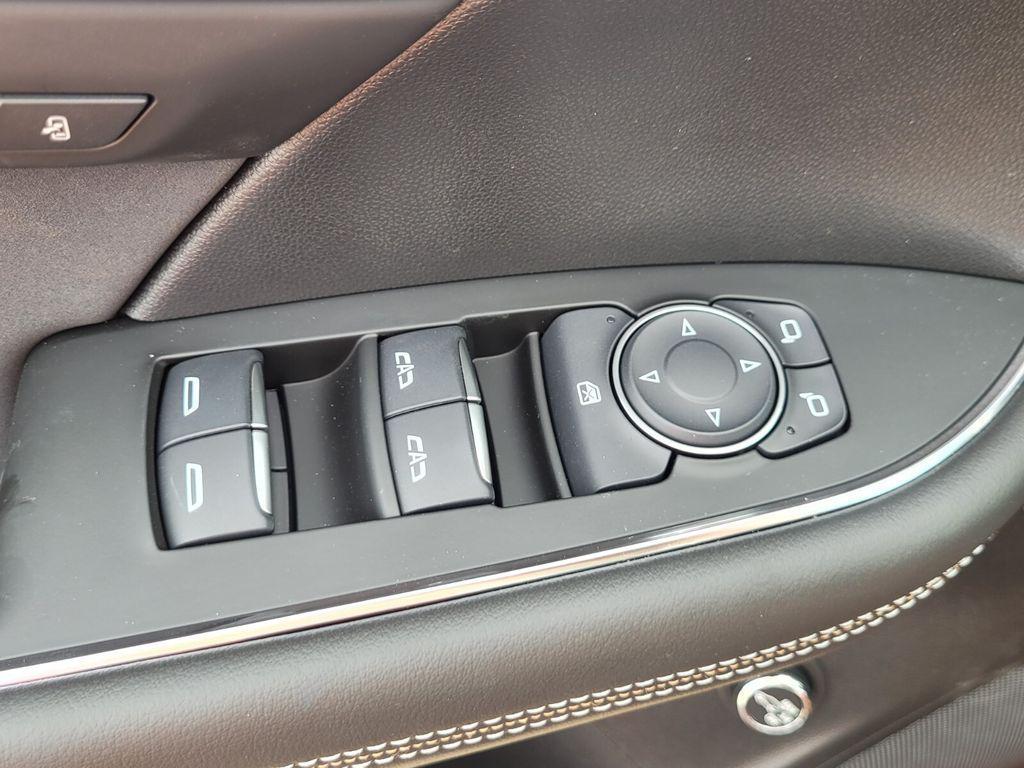 new 2025 Buick Envision car, priced at $40,746