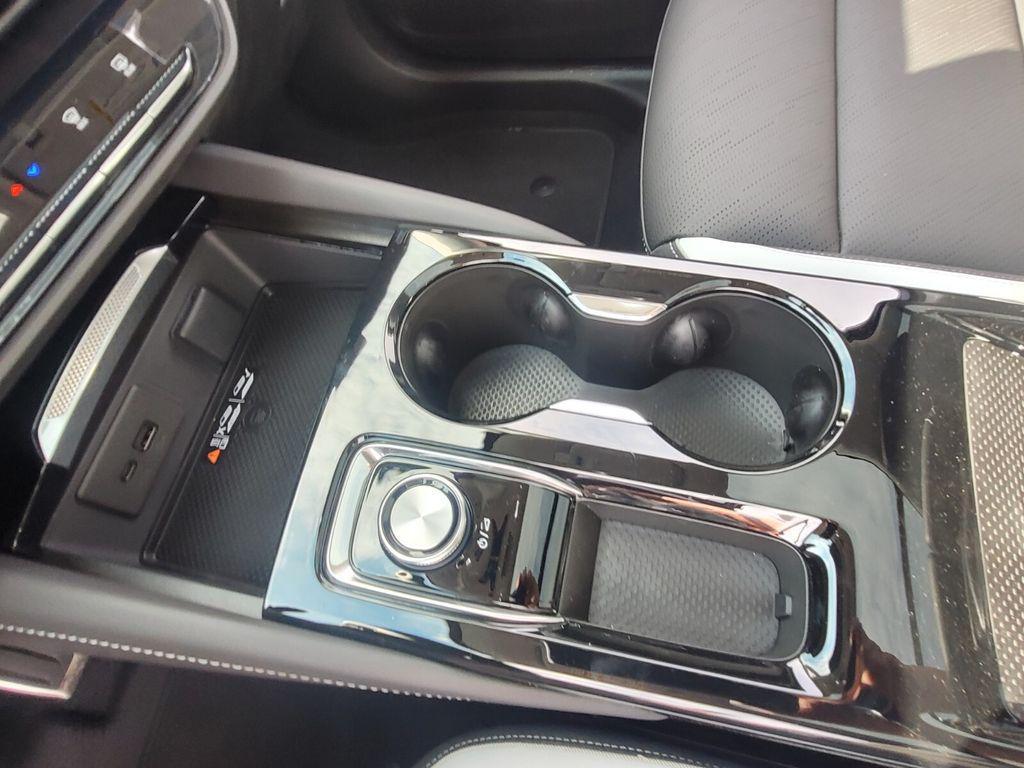 new 2025 Buick Envision car, priced at $40,746
