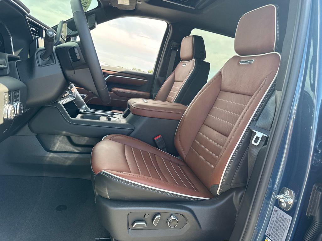 new 2026 GMC Sierra 2500 car, priced at $94,977