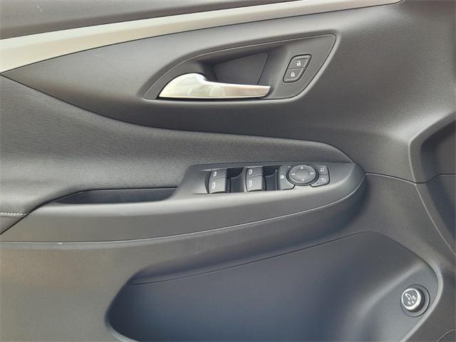 new 2025 Buick Envista car, priced at $27,815