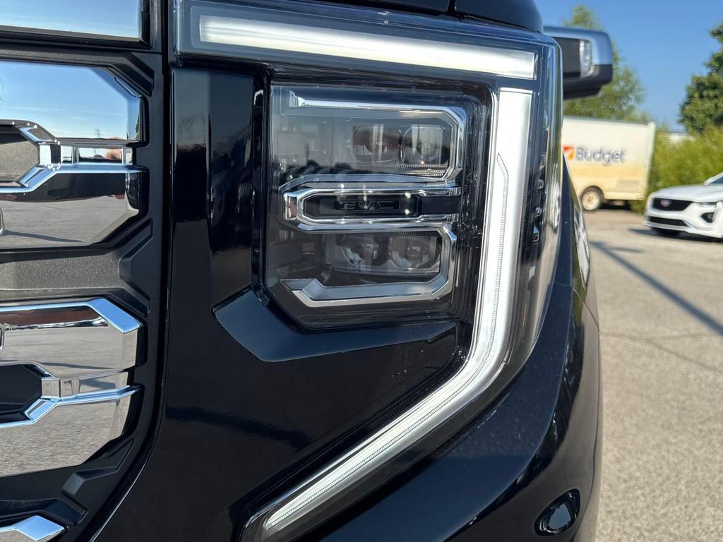 new 2025 GMC Sierra 1500 car, priced at $66,678