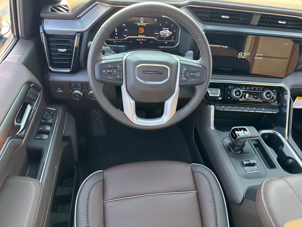 new 2025 GMC Sierra 1500 car, priced at $66,678