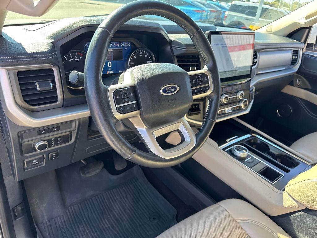 used 2022 Ford Expedition car, priced at $38,997