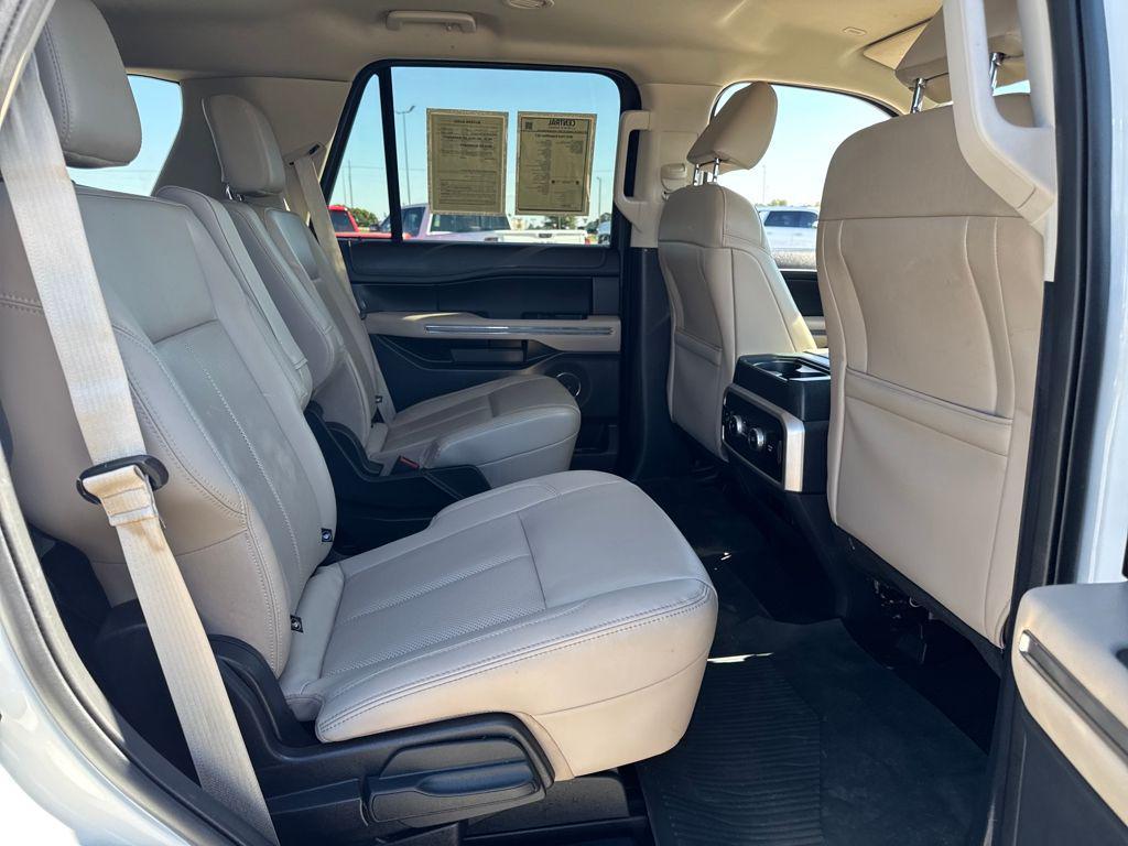 used 2022 Ford Expedition car, priced at $38,997