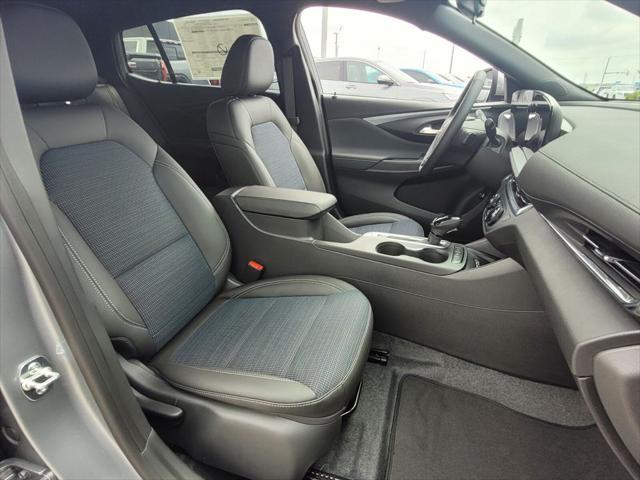 new 2025 Buick Envista car