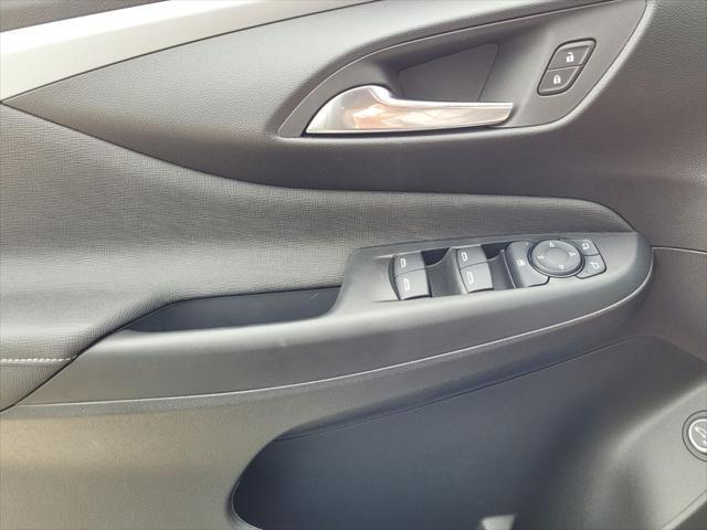new 2025 Buick Envista car