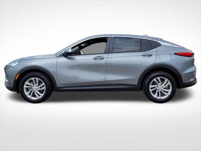 new 2025 Buick Envista car