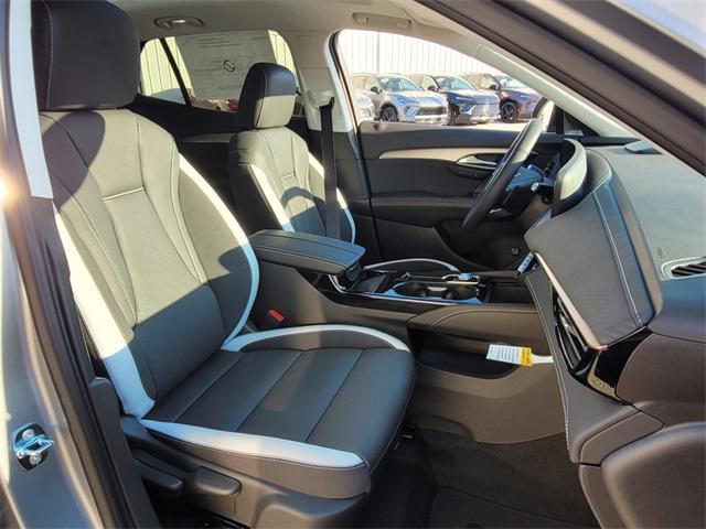 new 2025 Buick Envision car