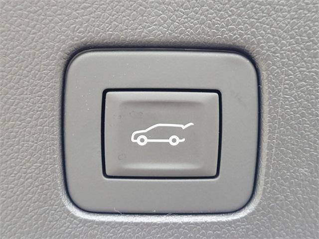 new 2025 Buick Envista car