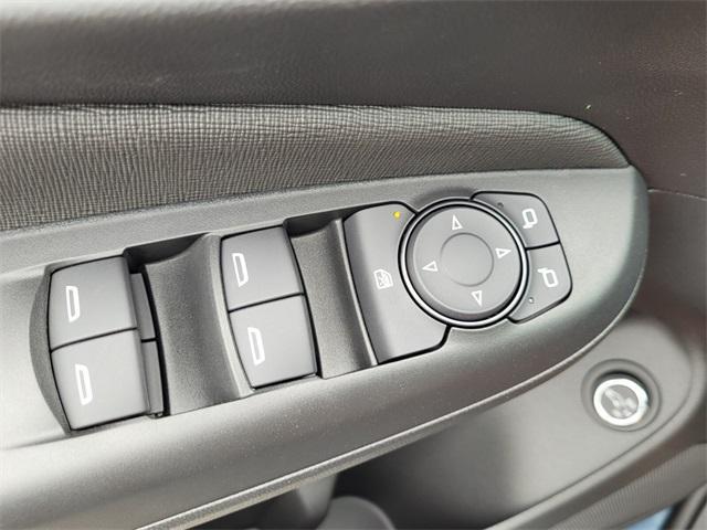new 2025 Buick Envista car