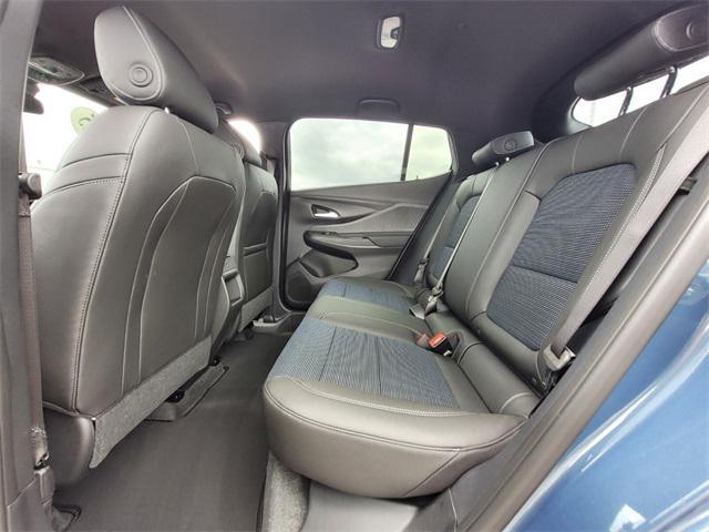 new 2025 Buick Envista car