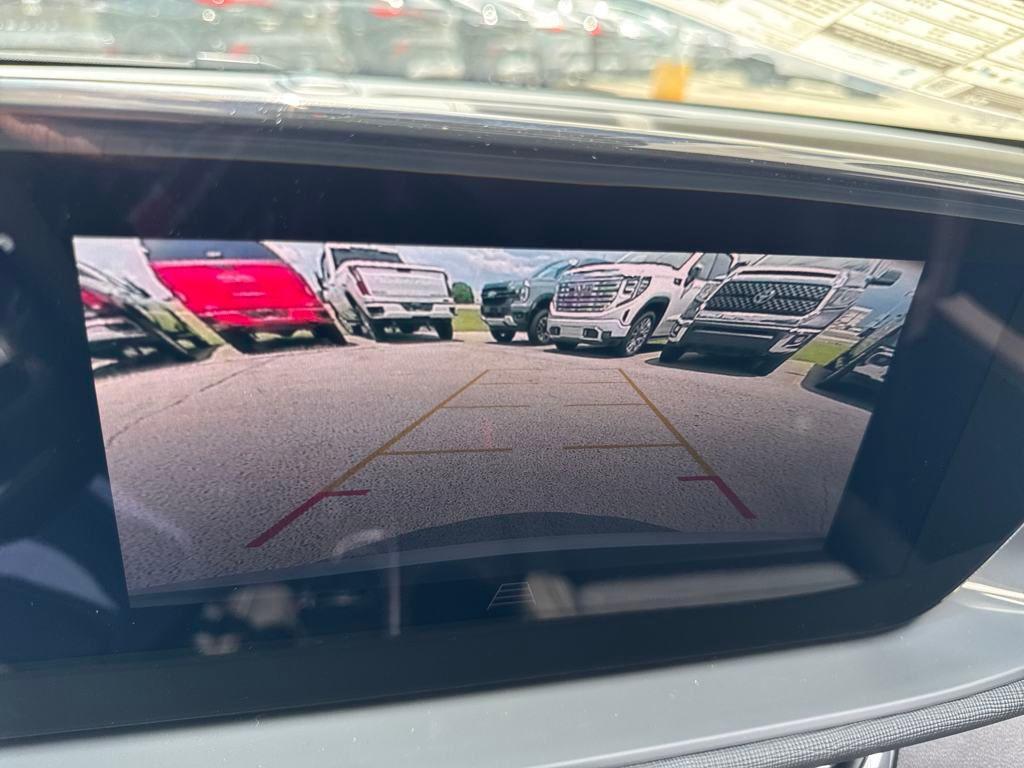 new 2025 Buick Envista car, priced at $26,798